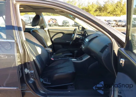 2005 Nissan Altima 2.5 S z USA, uszkodzony, nr VIN 1N4AL11D25N489391